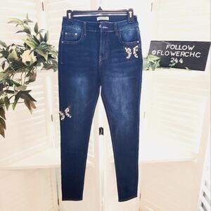 OLLY Z BUTTERFLY SKINNY JEANS SIZE 5